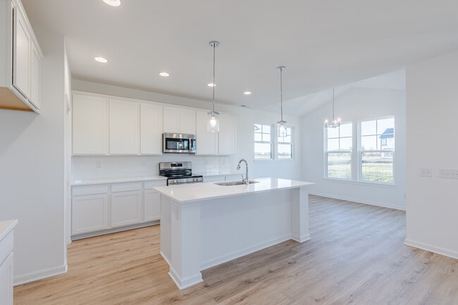 16042 Meadow Frost Ct, Fishers, IN 46037 - photo 2