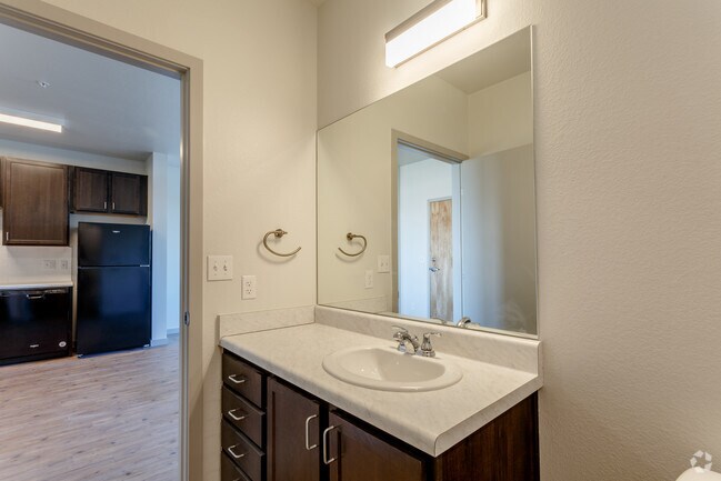 Elisabetta, Denver, CO 80216 - photo 4