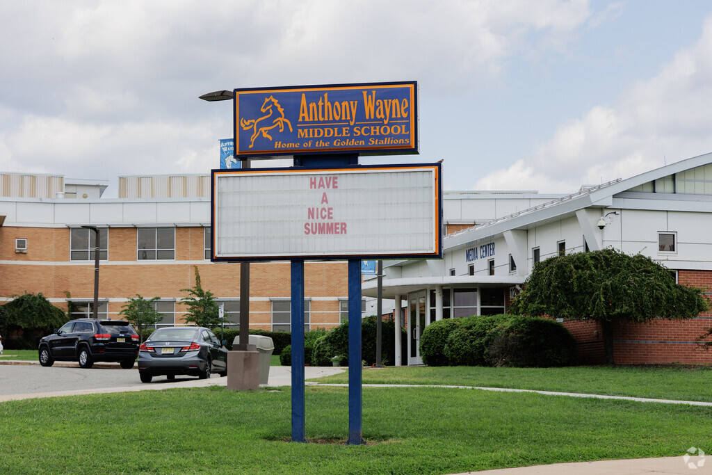 Anthony Wayne Middle School is a highly rated, public school.