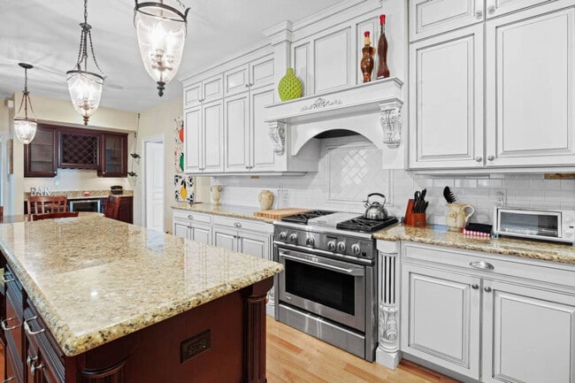 620 NW 23rd St unit ID1359095P, Gainesville, FL 32607 - photo 3