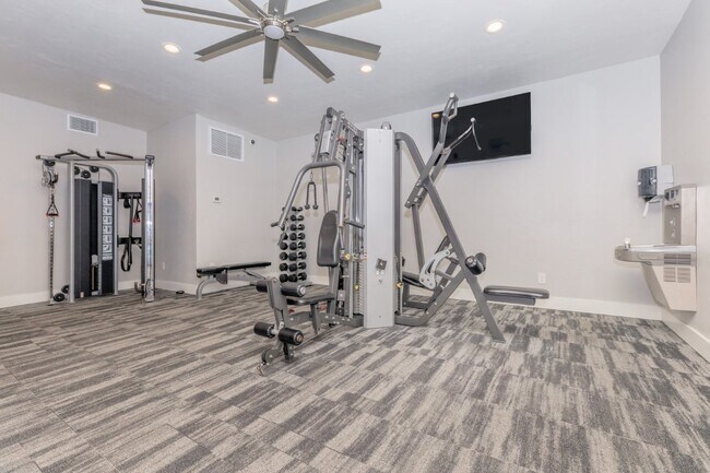 Fox Point Apartments, Tucson, AZ 85719 - photo 4