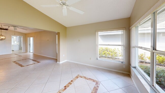 720 Brightside Crescent Dr unit 11, Venice, FL 34293 - photo 3