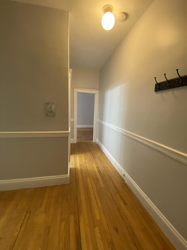 69 Quint Ave unit 4, Allston, MA 02134 - photo 3