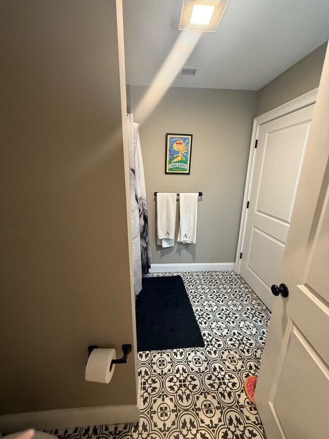 177 London St unit 1, Boston, MA 02128 - photo 7