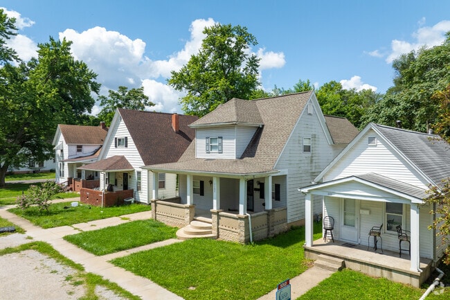Many well-maintained bungalows line the streets of Pillsbury.