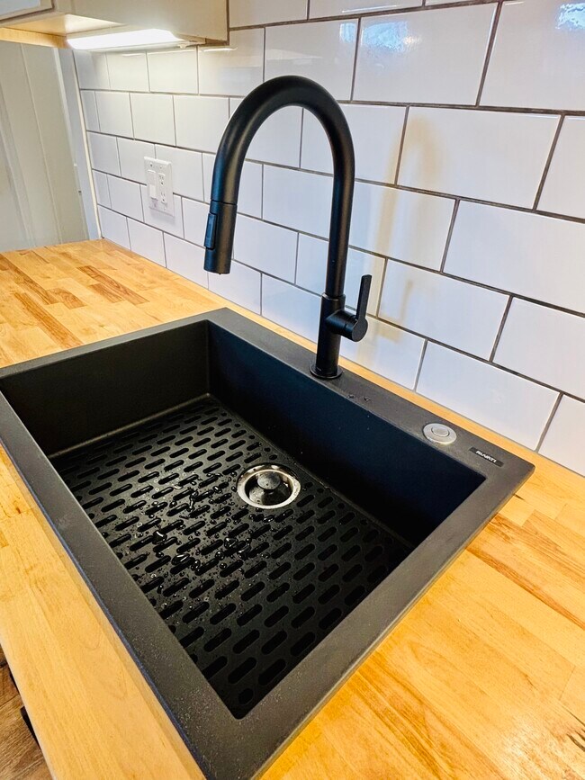 1106 S Willson Ave unit 3, Bozeman, MT 59715 - photo 4