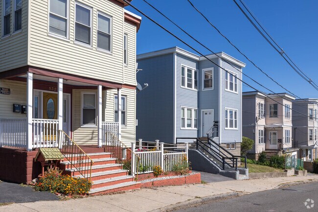 A diverse array of housing options is available to renters in Bellingham Square, Chelsea.