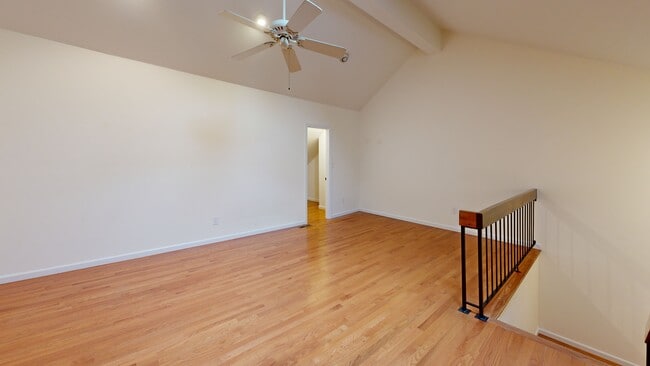 37 Wareham Ct, Scotch Plains, NJ 07076 - photo 2