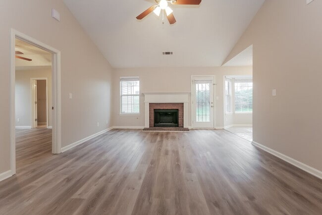 939 Maple Leaf Ridge, Jonesboro, GA 30238 - photo 7