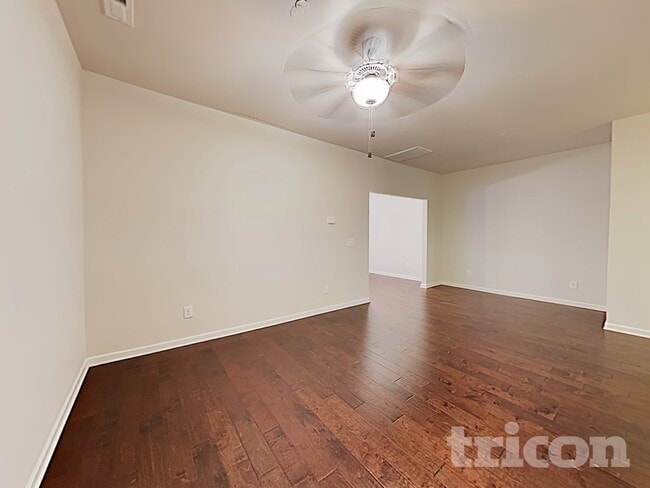 139 Hickory Station Ln, Mount Juliet, TN 37122 - photo 5