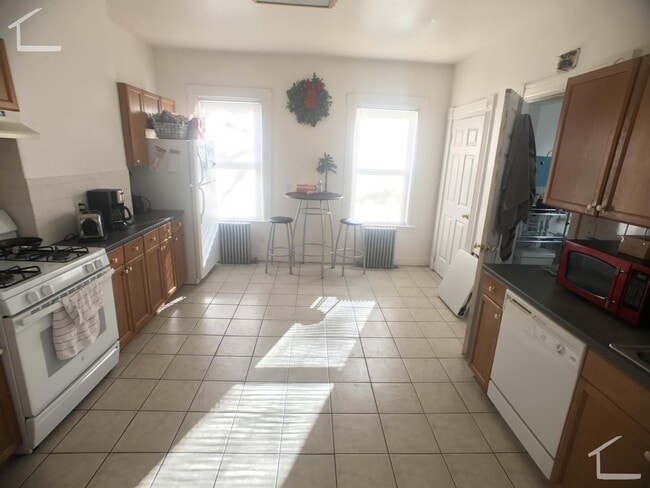 25 Pratt St unit 2, Allston, MA 02134 - photo 7