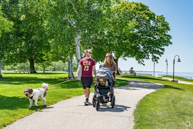 An extensive walking path meanders throughout Lakewood Park.