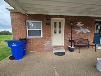 154 Davis Ln, Martin, TN 38237