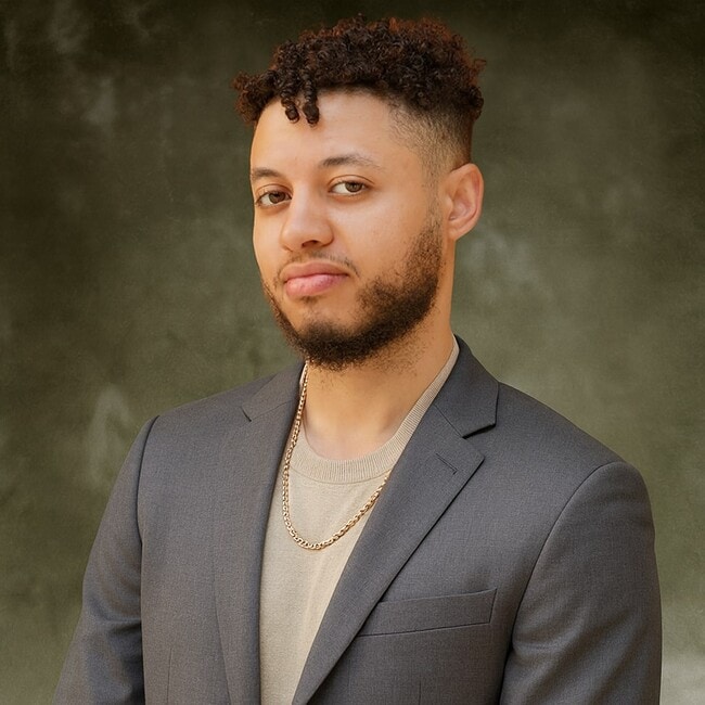 Agent Photo