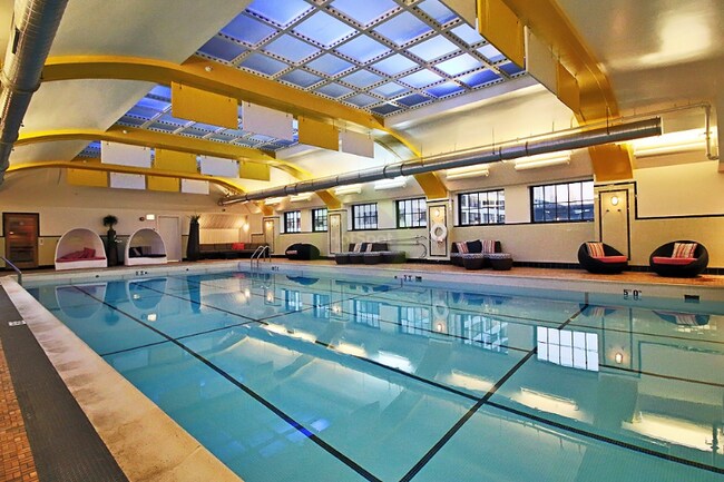 172 W Randolph St unit 1806, Chicago, IL 60601 - photo 7