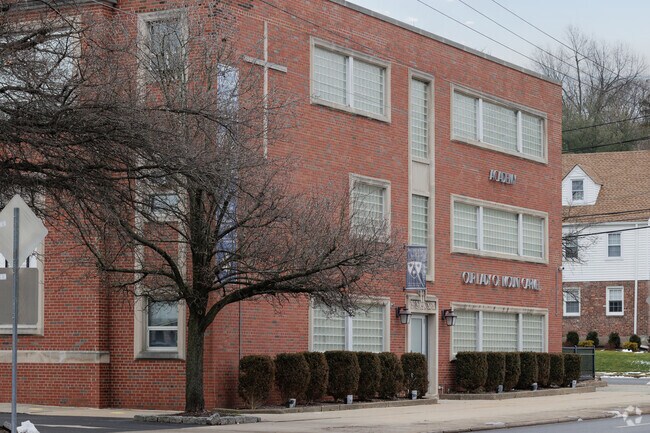 Academy of Our Lady of Mount Carmel in Tenafly, NJ has a student-teacher ratio of 12 to 1.