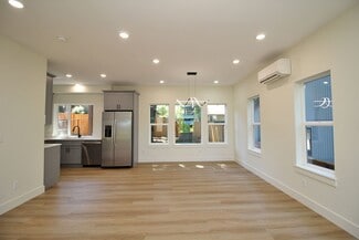 4660 SW Fairvale Ct, Portland, OR 97221