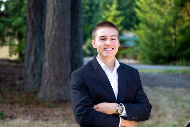 Agent Photo