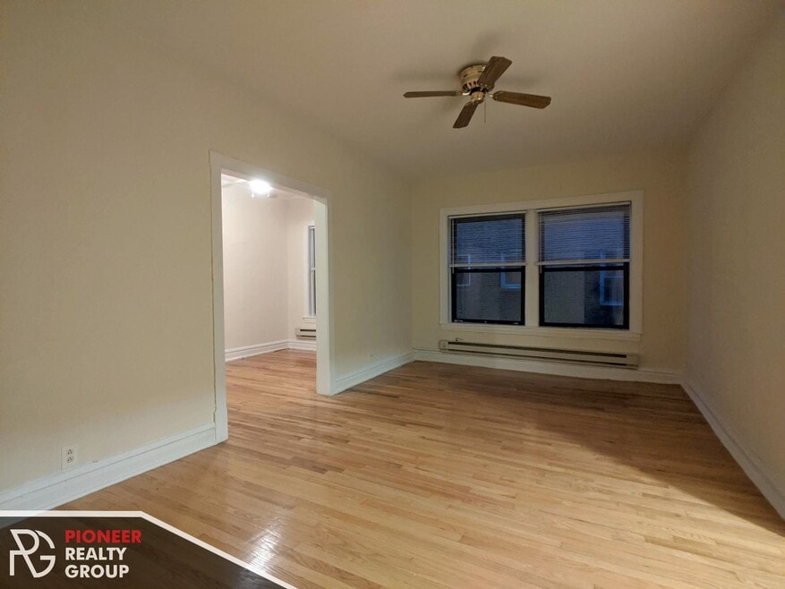 630 W Cornelia Ave unit C628-W2, Chicago, IL 60657 - photo 1