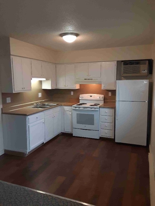 1019 Colonial Dr Unit 3, Benton Harbor, MI 49022