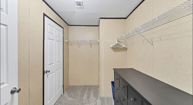 865 Pleasant Acres Dr, Seguin, TX 78155 - photo 6