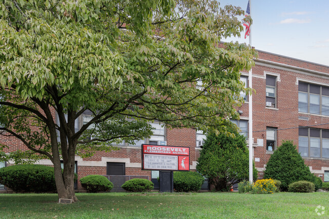 Roosevelt Elementary School has 545 students.