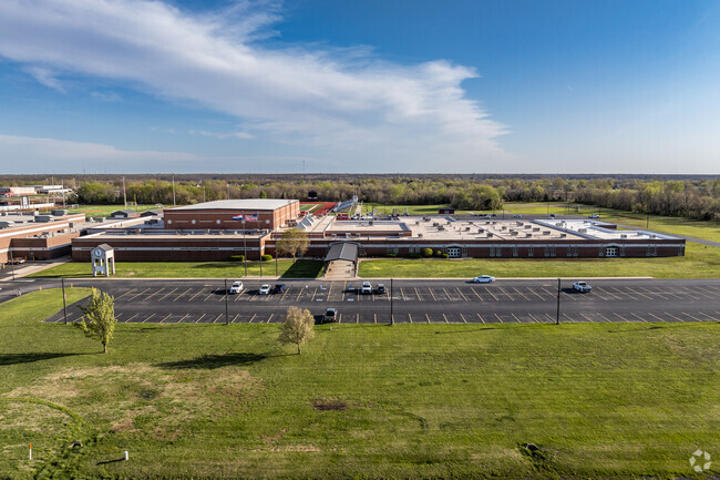 Carl Junction High School shares a campus with the Junior High.