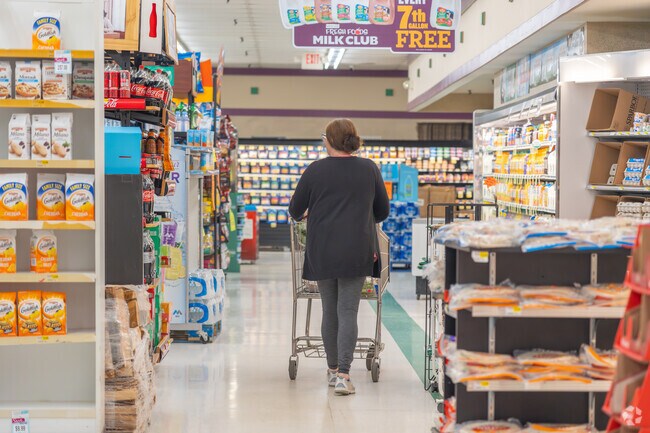 Residents in South St. Paul have their very own local grocery store with Knowlan's Fresh Foods.