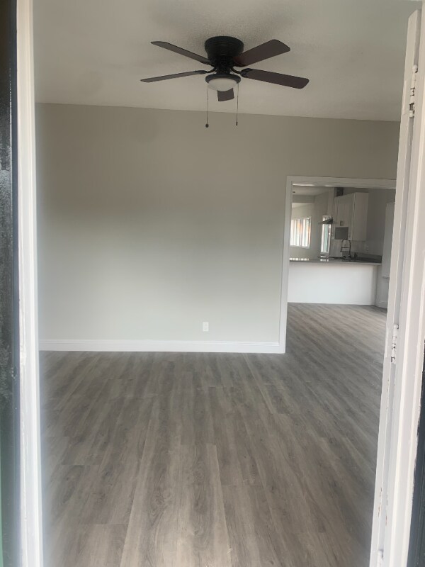 1045 W 95th St, Los Angeles, CA 90044