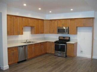 7118 Amigo Ave, Reseda, CA 91335