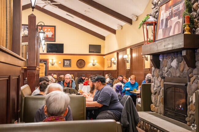 Greenwood Inn in Hillsgrove offers the perfect spot for a flavorful meal with loved ones.