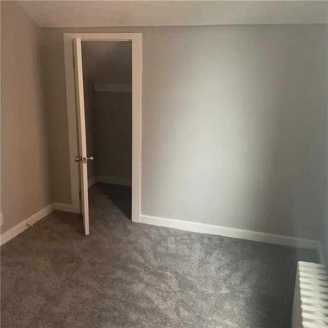 1818 Plainview Ave, Pittsburgh, PA 15226 - photo 5