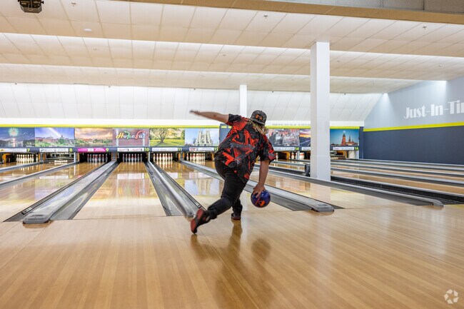 Just-In-Time Recreation offers league nights for residents in Greene.