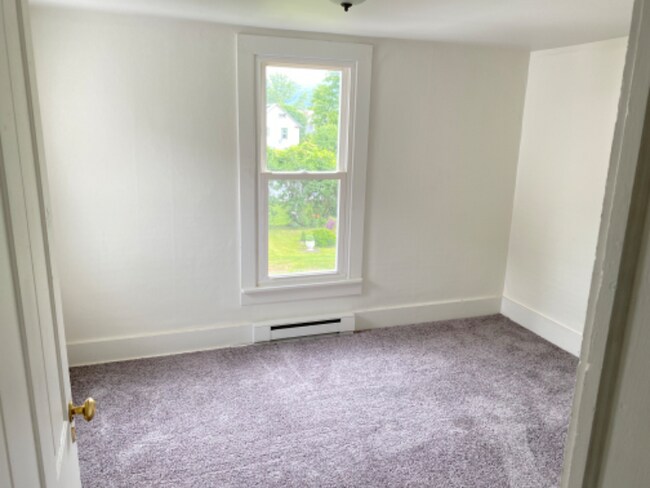 726 Buffalo St, Franklin, PA 16323 - photo 5