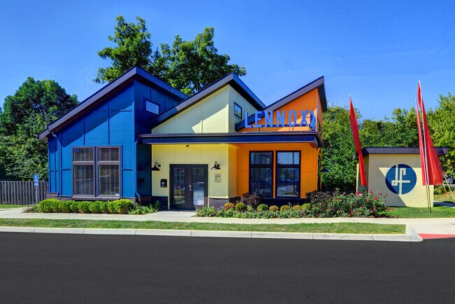 Lennox Flats, Columbus, OH 43212 - photo 2