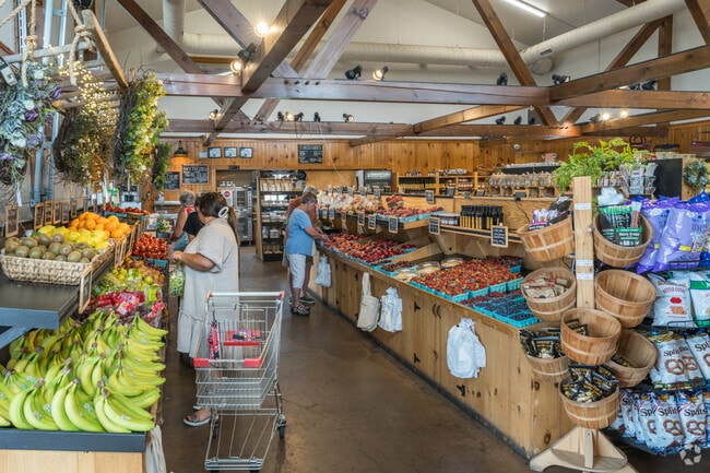 Harvest Lane Farm is famous for its locally grown produce and many other items in Manheim.