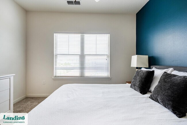 2439 Casona Ln unit 4202, Melbourne, FL 32940 - photo 5