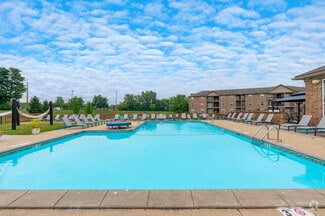 2053 Willowbrook Dr, West Lafayette, IN 47906