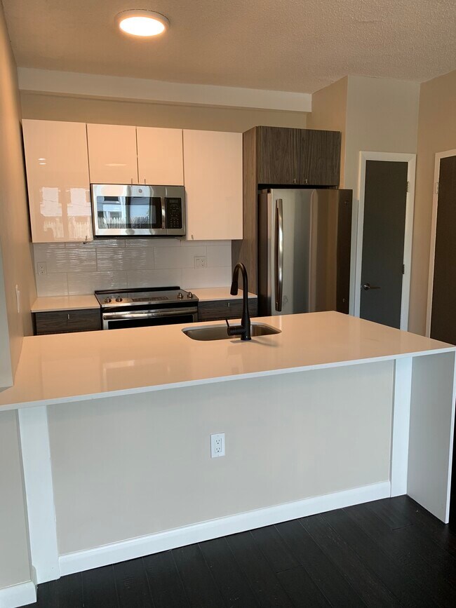 40 Evergreen St unit 11, Jamaica Plain, MA 02130 - photo 6