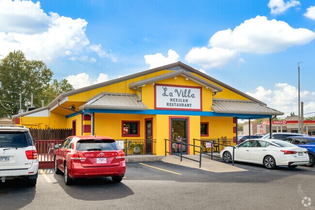 La Villa Mexican restaurant is a great place to grab lunch.