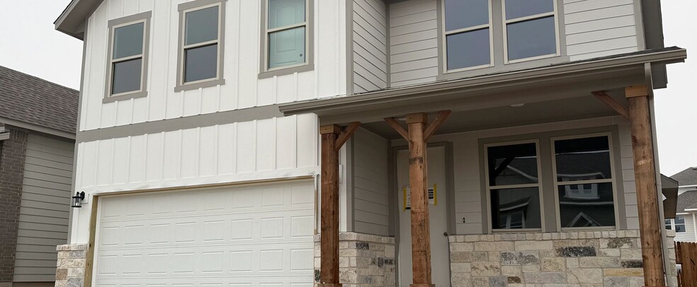 198 Crater Lake Dr, Dripping Springs, TX 78620 - photo 1