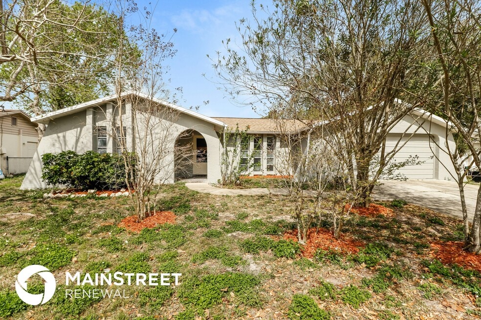 2105 Sugarbush Dr, Holiday, FL 34690 - photo 1