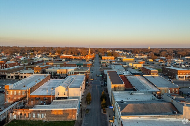 Sheffield's historic downtown is the cultural center of the city for shopping and dining.