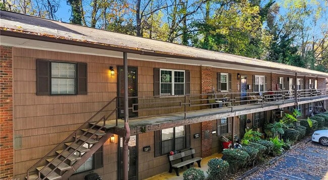 372 S Cherry St unit B, Kernersville, NC 27284 - photo 3