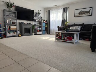 885 Crimson Ct, Morganville, NJ 07751