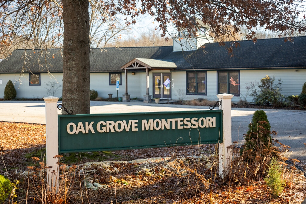 Oak Grove Montessori School provides a stellar education in 
Manfield.