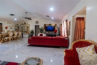 8521 NW 53rd St, Lauderhill, FL 33351