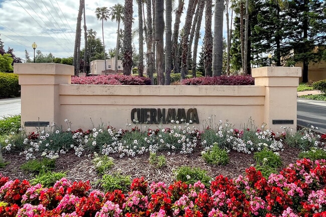 Cuernavaca was developed in the 1980s, however, it feels more like a resort than a neighborhood.