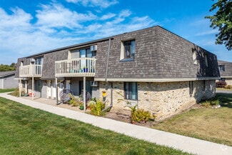 W201N16619 Hemlock St, Jackson, WI 53037