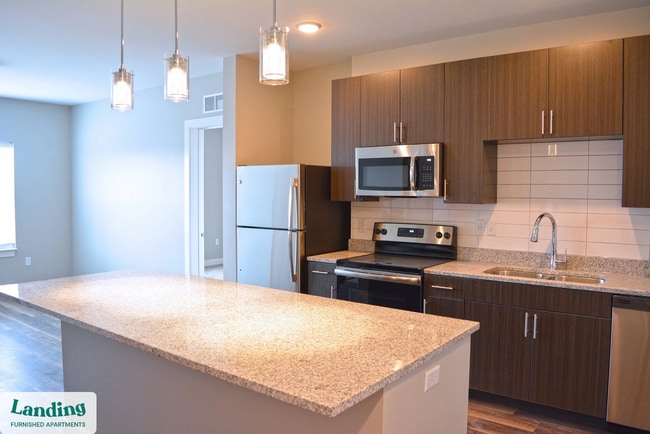 1010 Enclave Blvd unit 1001-607, Edwardsville, IL 62025 - photo 3